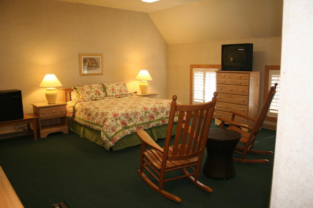 Visions Inn Купърстаун Стая снимка